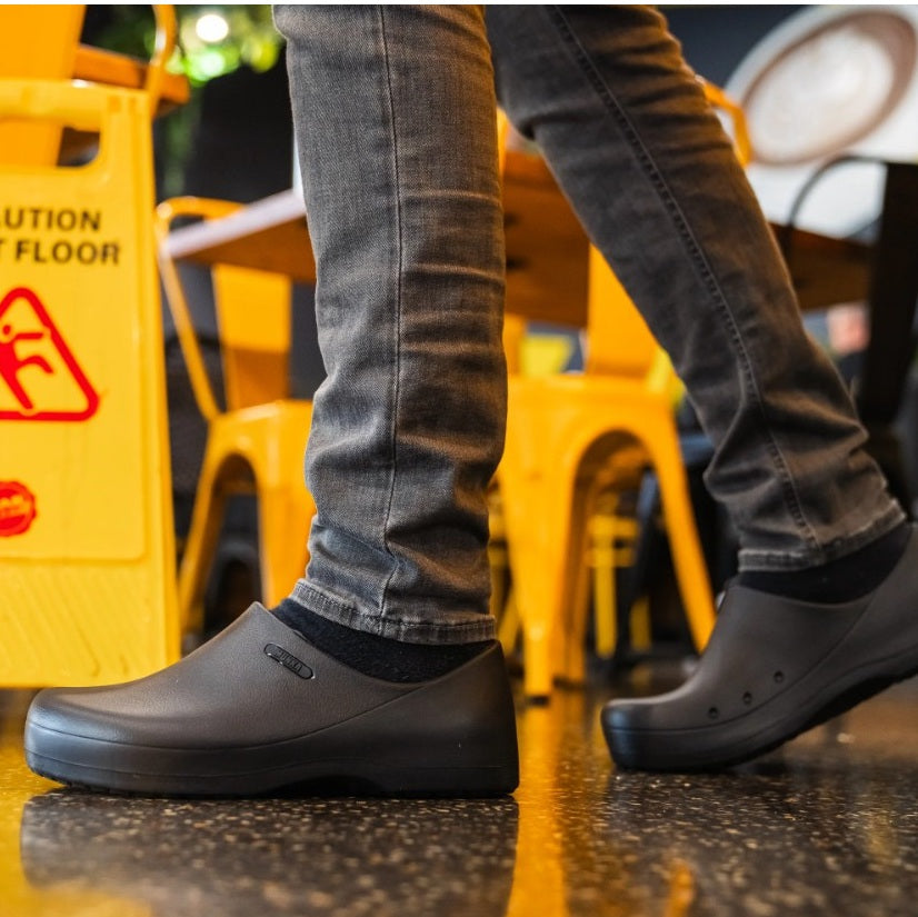 Munka MFM24220 Ultra Light Clog