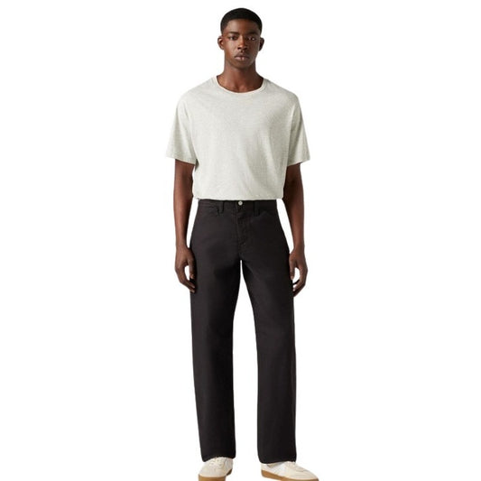 Mens Black Durable stretch cotton fabric for strength and all-day comfort, Levis A1136-0001 Workwear 565 Loose Strt Jean
