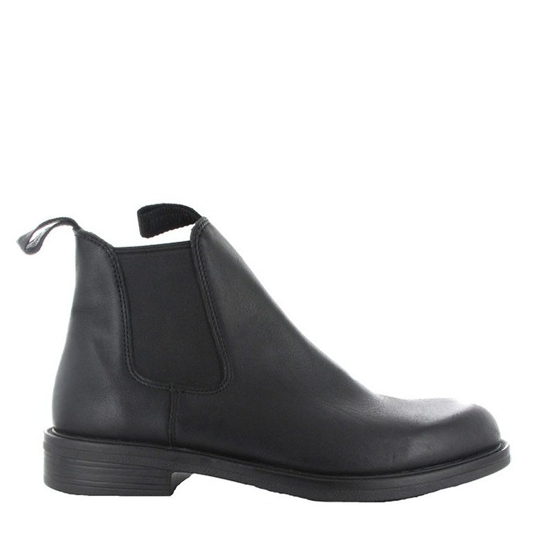 Black leather Chelsea boot Magnum MADP100 Active Duty Pull On Comfort Non Safety Boots